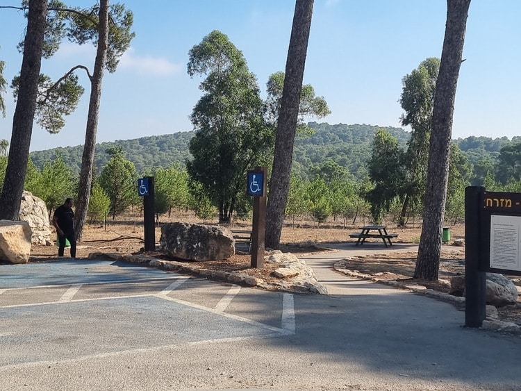 חניון כתף שאול מזרח נגיש