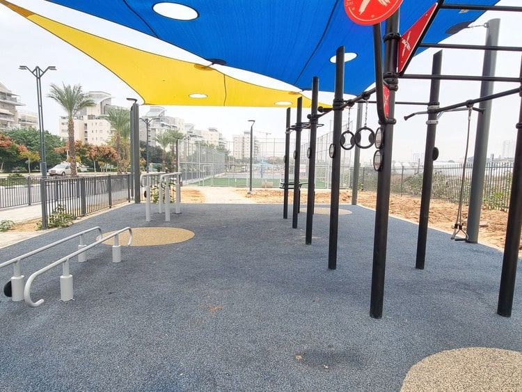 טיילת חתני פרס ישראל כושר