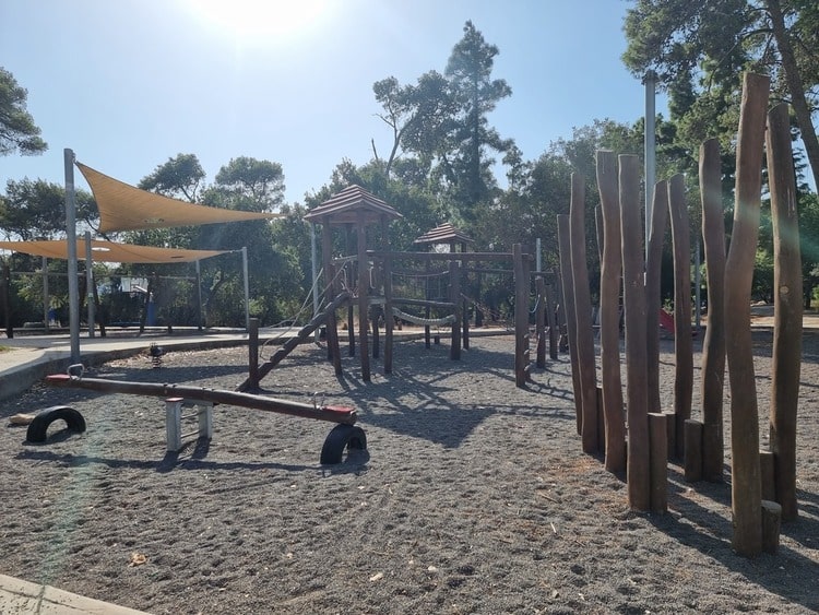 קפה על הקצה