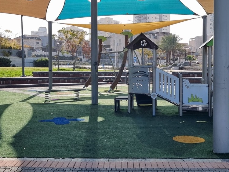 פארק לובה אליאב קרית גת מתקנים