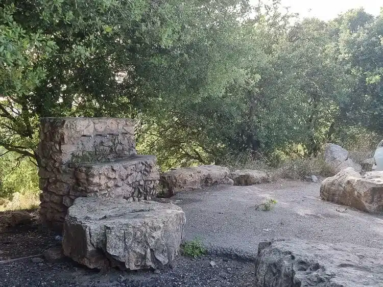 חניון שביל הפסגה ברז מים