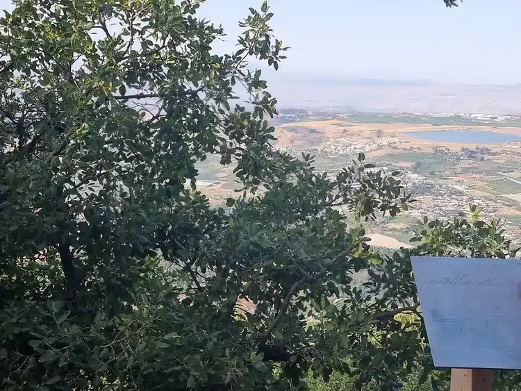 חניון שביל הפסגה נוף