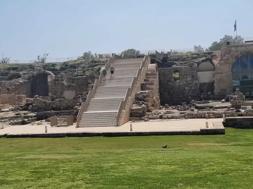 גן-לאומי-קיסריה-ארכיאולוגיה