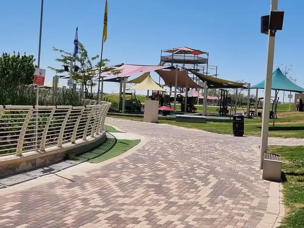 פארק אגם ירוחם