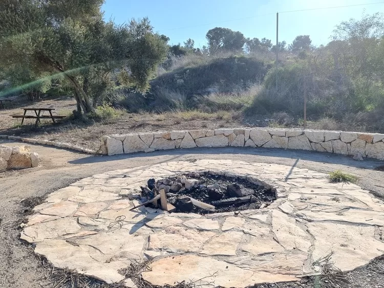 גן המייסדים תעוז מקום למדורה